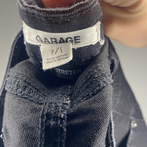 Black Garage Skirt - Picture 3 of 3